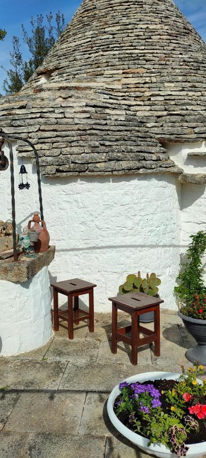 Antico Trullo Immerso Nella Campagna アルベロベッロ エクステリア 写真